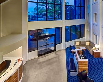 Sonesta Simply Suites Memphis East Poplar Pike - ממפיס - לובי