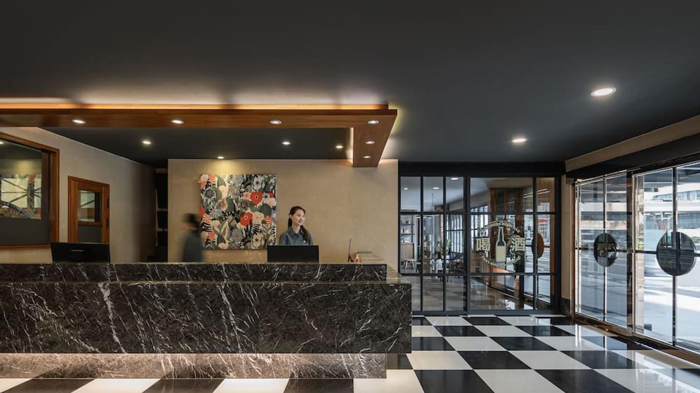 Kindness Hotel - Kaohsiung Main Station