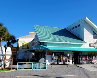 Tybee Lights 112C by Tybee Vacation Rentals - Tybee Island - Building