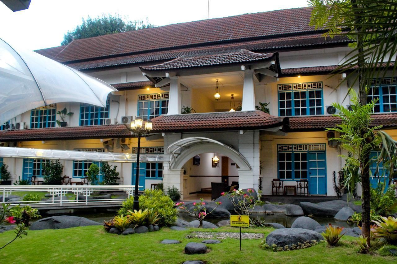 Hotel Merdeka Kediri - Kediri - Gebäude