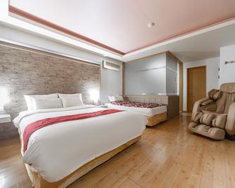 Gunsan Hotel Cello - Gunsan - Schlafzimmer