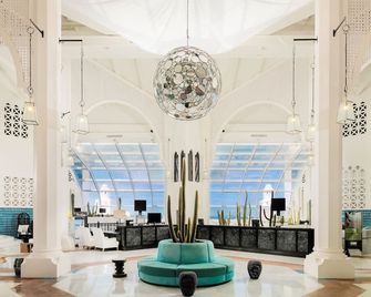 H10 Timanfaya Palace - Yaiza - Salónek