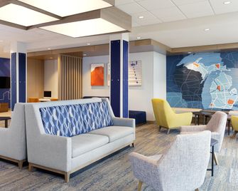 Holiday Inn Express & Suites Hebron - Cincinnati Airport By IHG - Hebron - Lounge