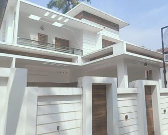 Cliff Vista by Saash Hotels - Varkala - Gebäude
