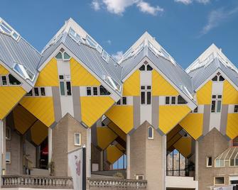 Stayokay Hostel Rotterdam - Rotterdam - Building