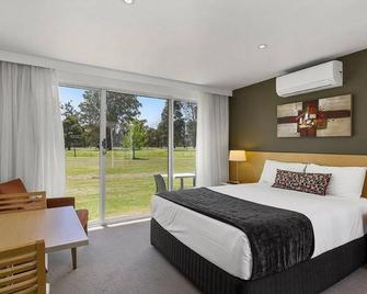 Quality Inn & Suites Traralgon - Traralgon - Camera da letto