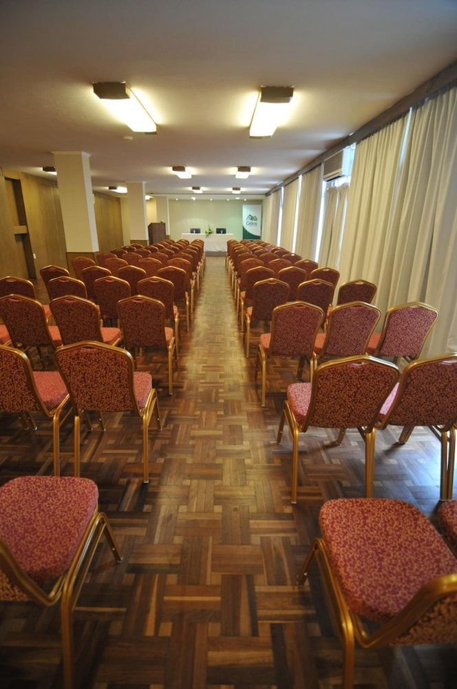 Hotel Los Cedros - Salto - Sala de reuniones