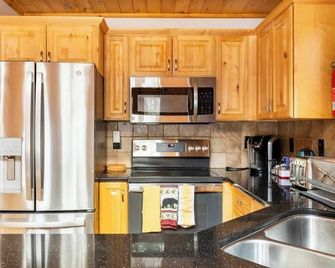 Edin's Chalet - Whiteface Mountain 4-bedroom-2 Baths - 7 beds - Jay - Cuisine