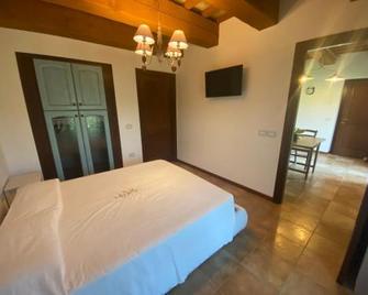 Agriturismo Cà Ferro - Urbino - Bedroom