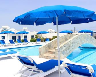 Flokkas Hotel Apartments - Protaras - Zwembad