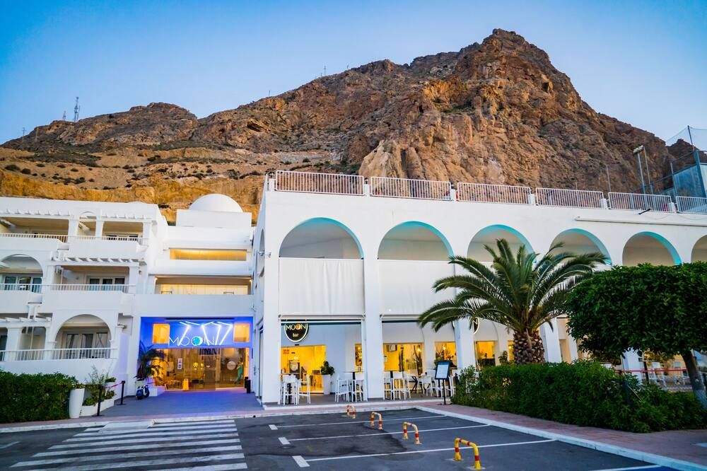 Moon Hotel & Spa. - אגואדולסה - בניין