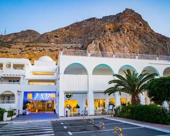 Moon Hotel & Spa. - Aguadulce - Building