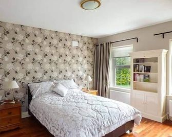 The Sanctuary - Mallow - Schlafzimmer