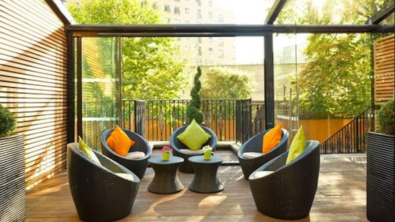 The Park City Grand Plaza Kensington Hotel
