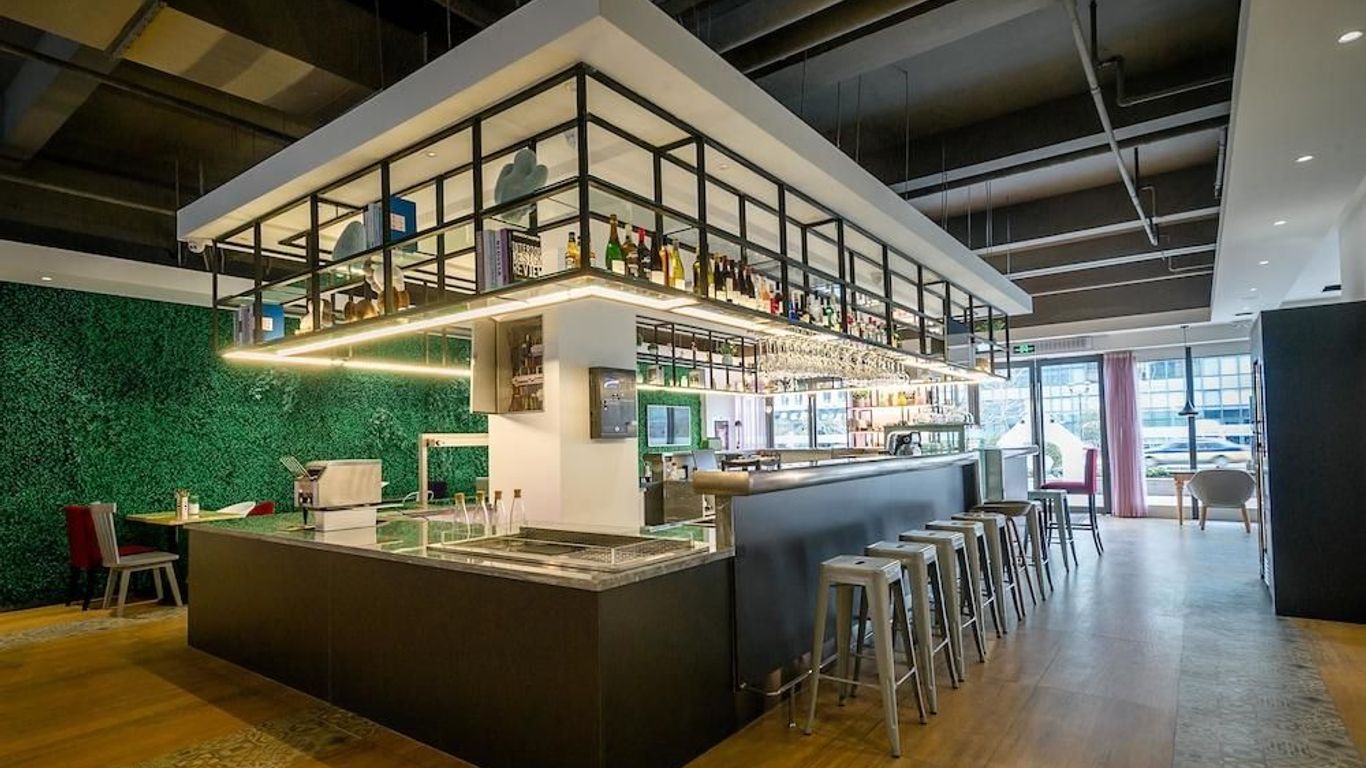 Campanile Xuzhou East Station