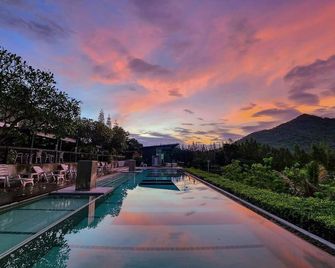 The Piano Resort Khaoyai - Mu Si - בריכה