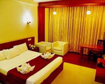 Sasthapuri Hotels - Gudalur - Habitación