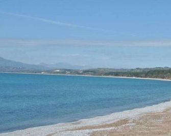 Iliovasilema Hotel - Mitikas - Beach