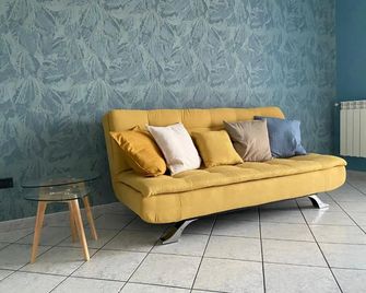 Augustali Momenti Apartment - Centuripe - Living room