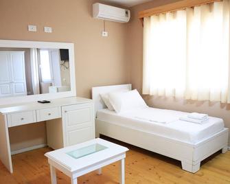 Drymades Resort - Dhërmi - Bedroom