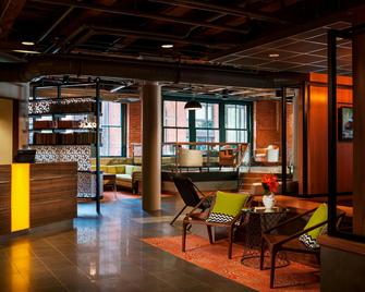 Residence Inn by Marriott Boston Downtown/Seaport - Boston - Lobby