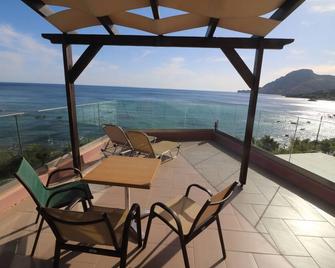 Horizon Beach Hotel - Plakias - Balcony