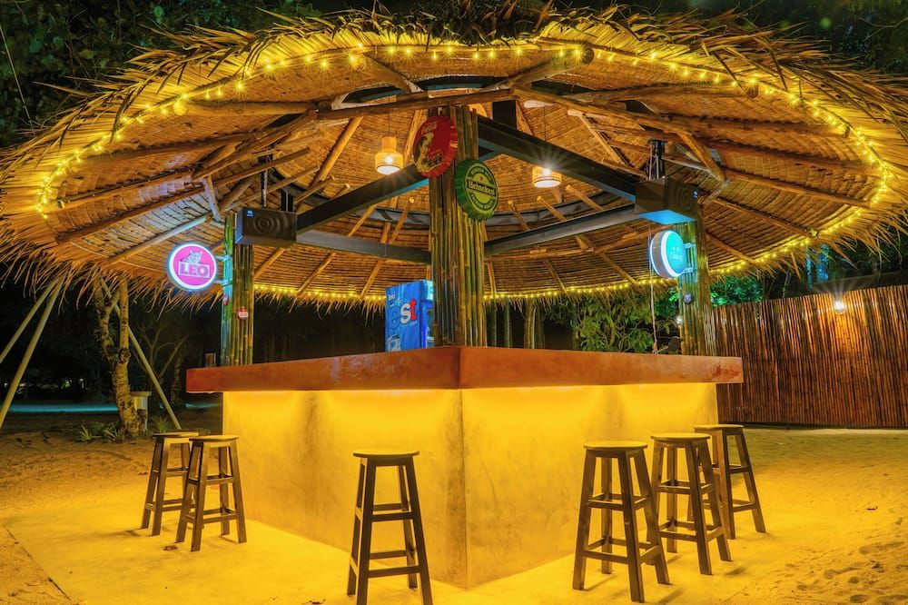 The Tropical Beach Resort