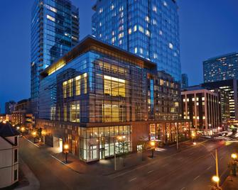 فور سيزونز هوتل تورونتو - تورونتو - مبنى