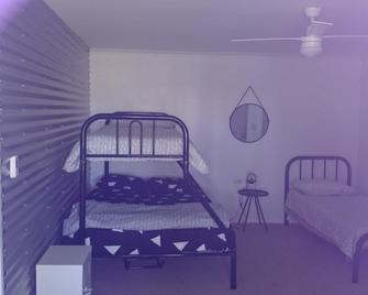 Hilltop Escape - Naracoorte - Bedroom