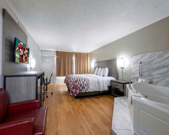 Red Roof Inn Charlottesville - Charlottesville - Schlafzimmer