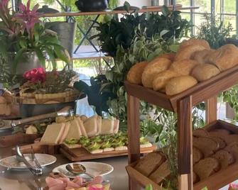 Casa do Valle - Hotel Boutique & Eventos - Chapada dos Guimaraes - Buffet