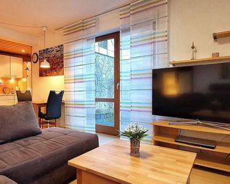 Vacation apartment at the Felsenkeller - Holiday apartment 3 - Tann - Living room
