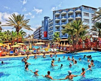 Caretta Beach Hotel - Konakli - Piscina