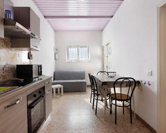 Casa Lavanda vicino al mare - Massa - Salle à manger