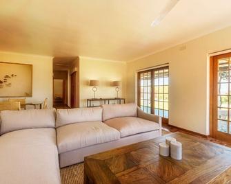 Saxenburg Wine Farm - Kuils River - Living room
