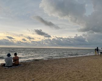 Blissfam Villa & Hostel - נגומבו - חוף