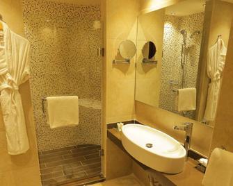 GHS Hotel - Brazzaville - Bathroom