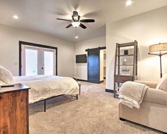 Tranquil Silverwood Estates Less Than 1 Mile to River! - Dillon - Bedroom