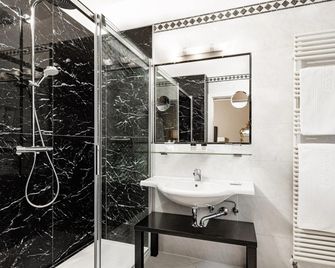 Classic Hotel Meranerhof - Merano - Bathroom