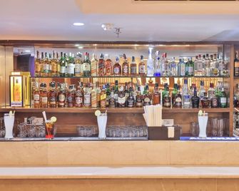 Hotel Cama - Chandigarh - Bar