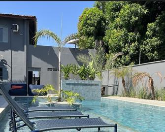 ويراموتام بالاس هوتل - بوا بيستا - حوض السباحة