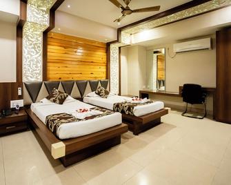 Hotel Grand Arjun - Raipur - Habitación
