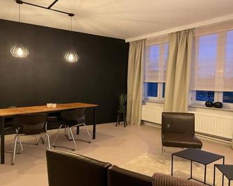 Herentals Hideaway With Balcony - Herentals - Dining room