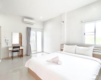 S-House Hotel Surin - Surin - Schlafzimmer