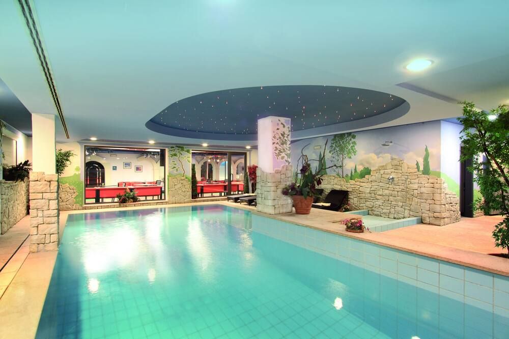 Hotel Rubino Deluxe - קאמפיטלו די פאסה - בריכה