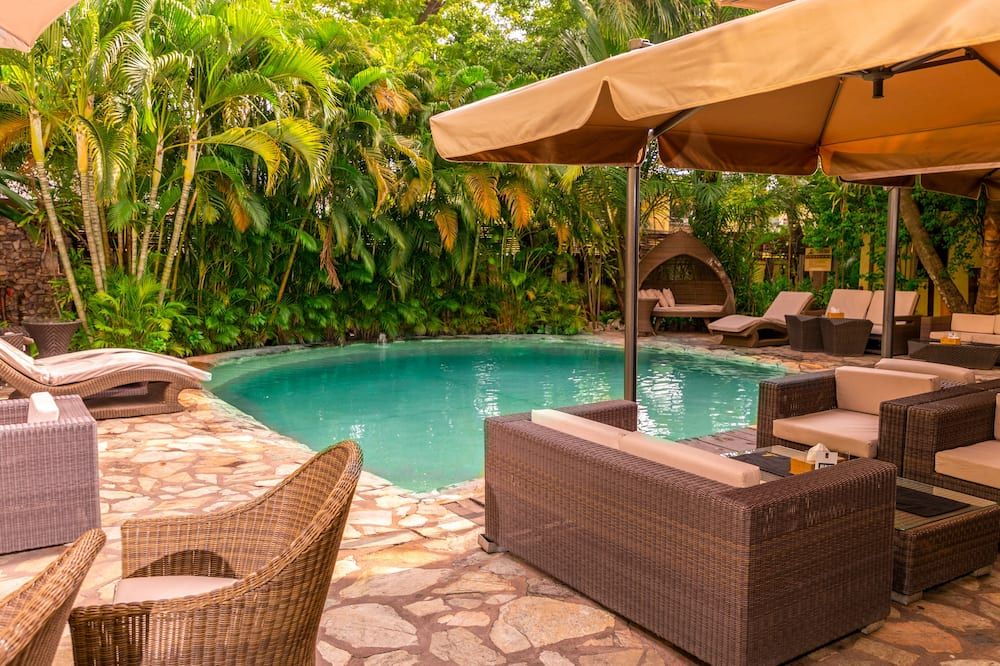 La Villa Boutique Hotel - Accra - Kolam