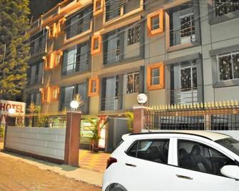 Hotel Debjyoti - Siliguri - Building