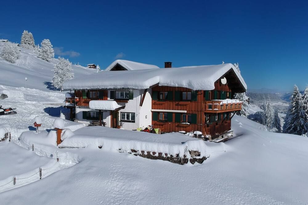 Bi-dr-Gondamaika - Hirschegg - בניין