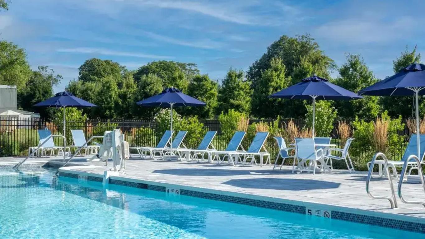 East Hampton House Resort