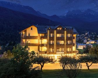Th Cadore - Hotel Antelao - Borca di Cadore - Edificio